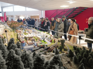 Exposition maquette de la section modélisme ferroviaire du Club Amitié Loisirs de Renan (29)